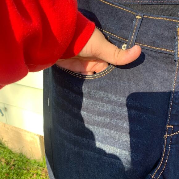 NWT Levi’s signature Curvy bootcut Dark Wash high rise blue jeans - Picture 7 of 13